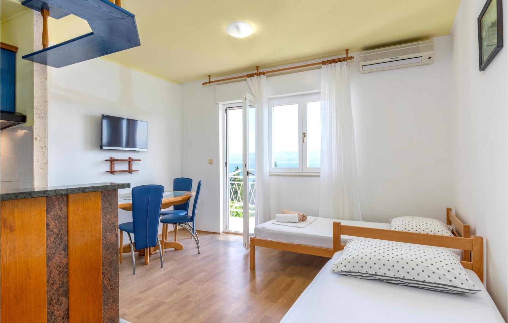 1 Bedroom Beautiful Apartment In Duće Dış mekan fotoğraf